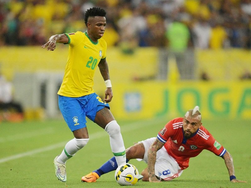 Cầu thủ thi đấu trong màu áo tuyển Brazil