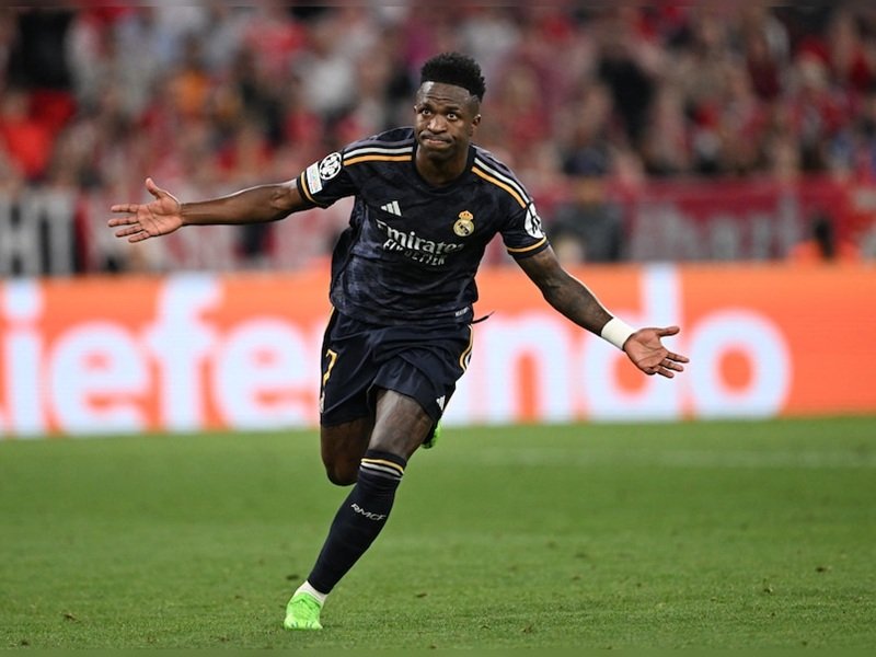 Khoảnh khắc của Vinícius Jr. trên sân cỏ