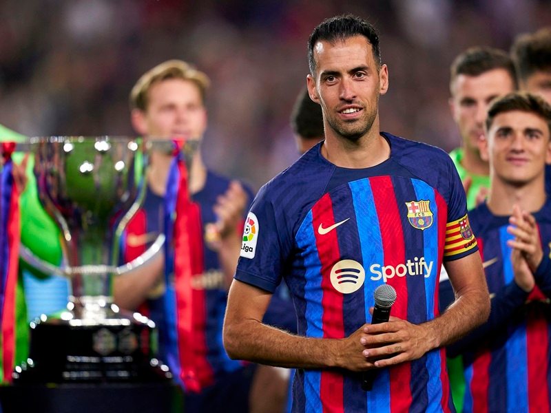 Sergio Busquets - Huyền thoại vĩ đại trong đội hình của Barcelona