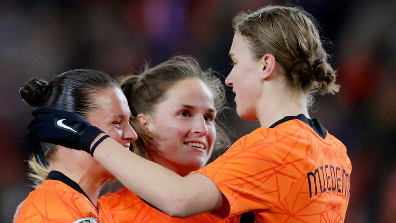 Hành trình sự nghiệp rực rỡ của cầu thủ