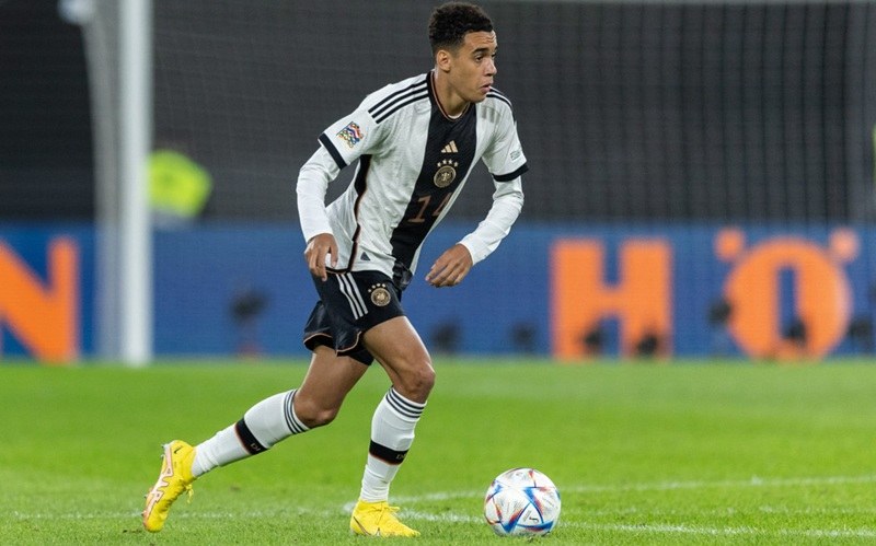 Jamal Musiala - Nhân tố tiềm năng trong đội hình cỗ xe tăng Đức