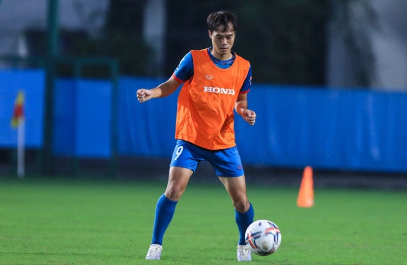 Khoảnh khắc tập luyện của cầu thủ