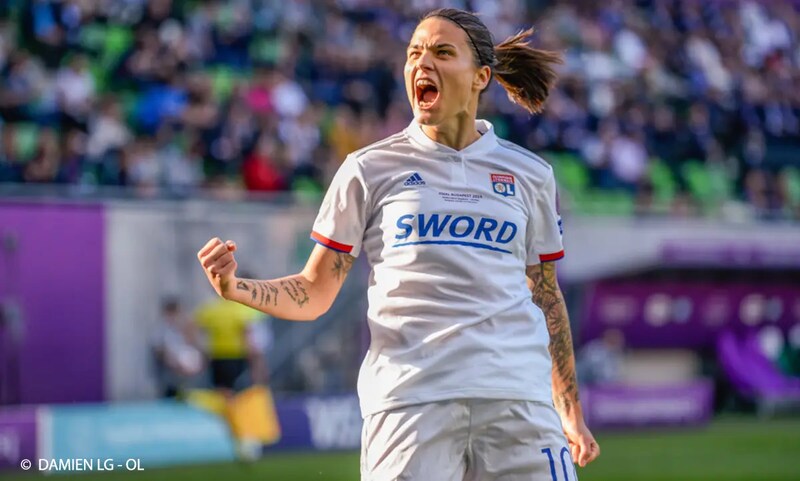 Ngôi sao người Đức thi đấu trong màu áo tuyển Lyon