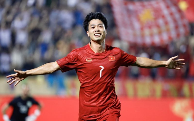 Nguyễn Công Phượng ghi 12 bàn, thống trị V.League 2018