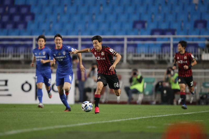 Suwon Samsung Bluewings thi đấu trong mùa giải