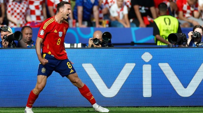 Fabian Ruiz nổi bật lên với tư duy chơi bóng vượt trội và nhãn quan chiến lược sắc bén