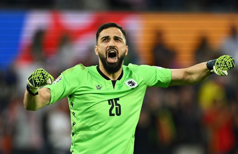 Giorgi Mamardashvili không có khởi đầu ‘trong mơ’ như nhiều thủ môn khác