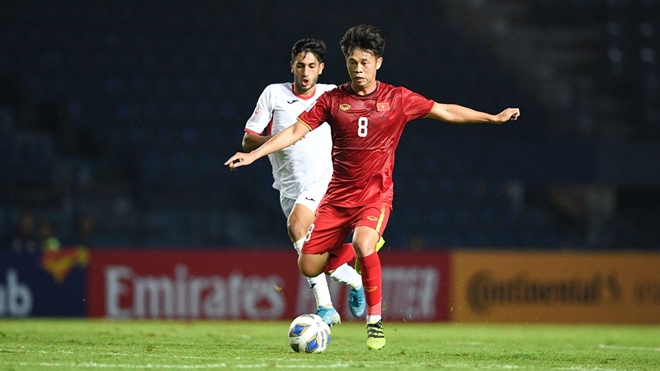 Anh là mẫu cầu thủ có sự kết hợp giữa kỹ thuật, thể lực và tư duy