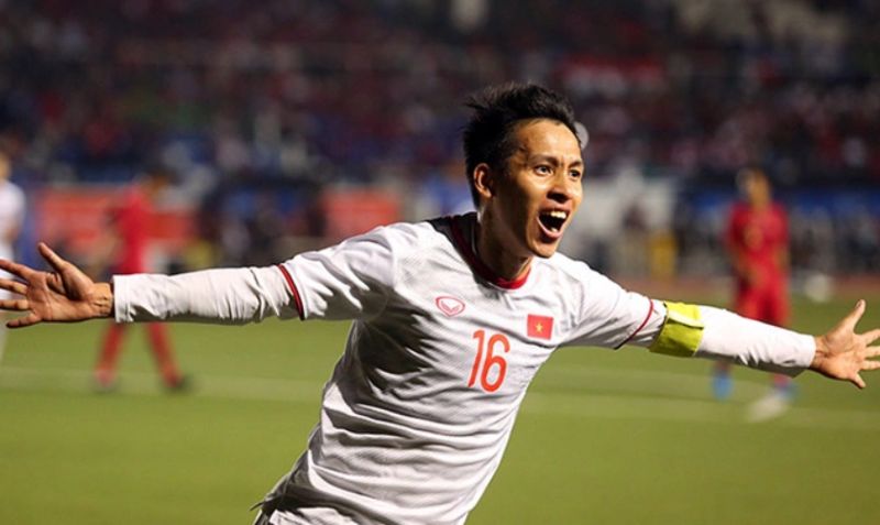 Dũng được kỳ vọng tiếp tục là thủ lĩnh tuyến giữa tuyển Việt