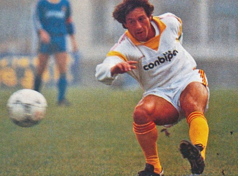 Juan Barbas là tiền vệ kiến tạo tài hoa của Argentina