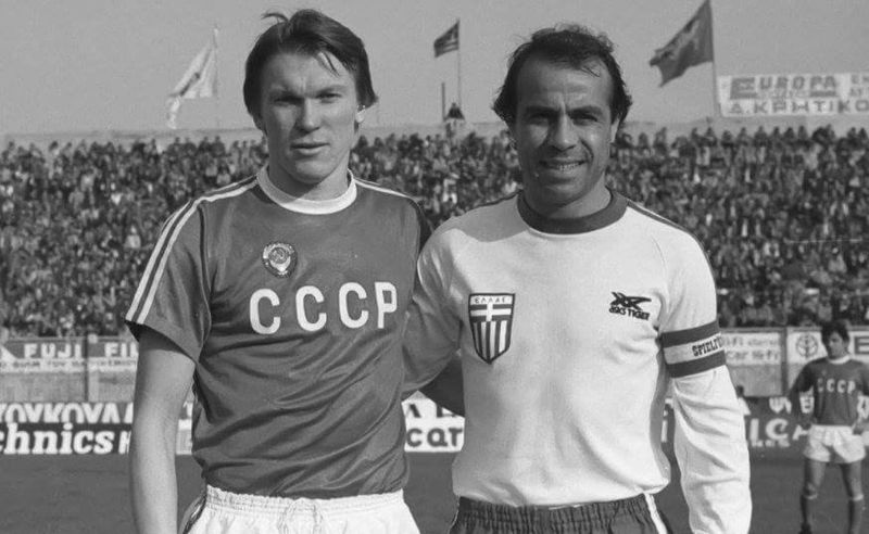 Ông dành gần như toàn bộ sự nghiệp để cống hiến cho CLB PAOK Thessaloniki