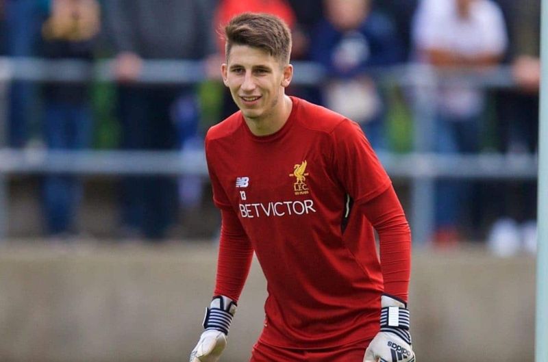 Trưởng thành từ Liverpool, nơi hun đúc tài năng thủ môn trẻ