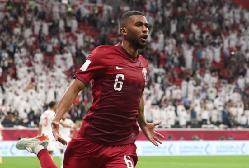 Abdulaziz Hatem là tiền vệ trung tâm giàu kinh nghiệm của đội tuyển quốc gia Qatar