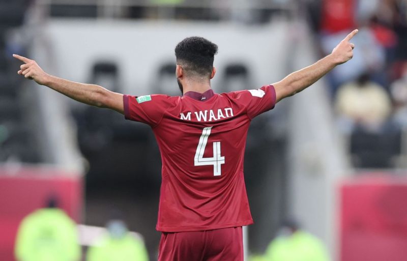 Anh nổi bật với khả năng kiểm soát bóng khéo léo và chuyền dài chính xác