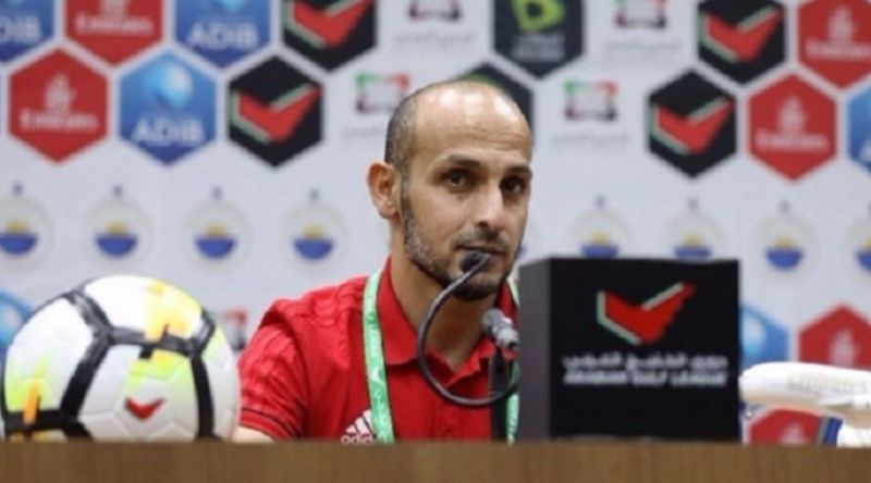 Ông được biết đến với kỹ thuật cá nhân tinh tế và nhãn quan chiến thuật sắc bén.