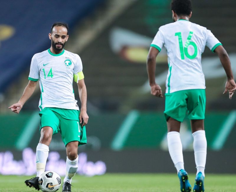 Otayf được đánh giá cao nhờ khả năng điều phối bóng thông minh và chính xác