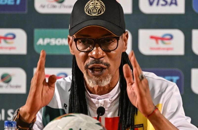 Song từng khoác áo nhiều CLB lớn như Liverpool, West Ham, Galatasaray trong sự nghiệp đỉnh cao