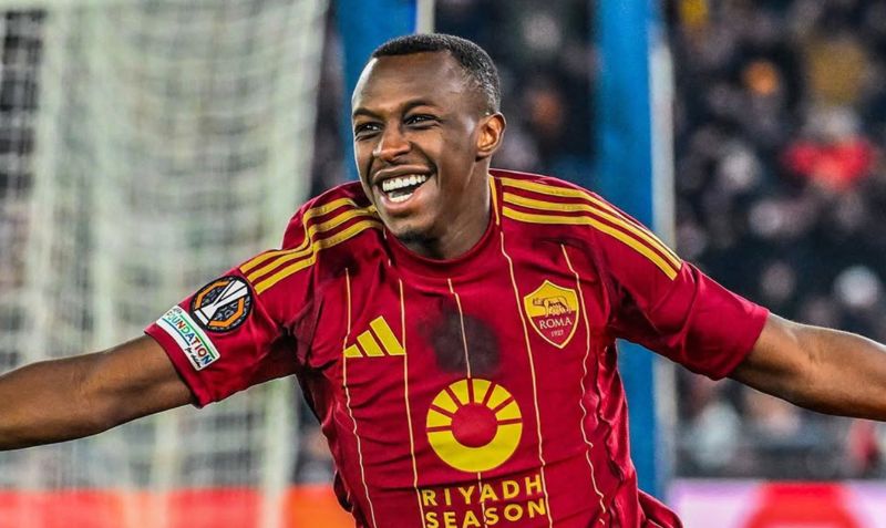 Saud Abdulhamid - Hậu vệ trái Saudi Arabia