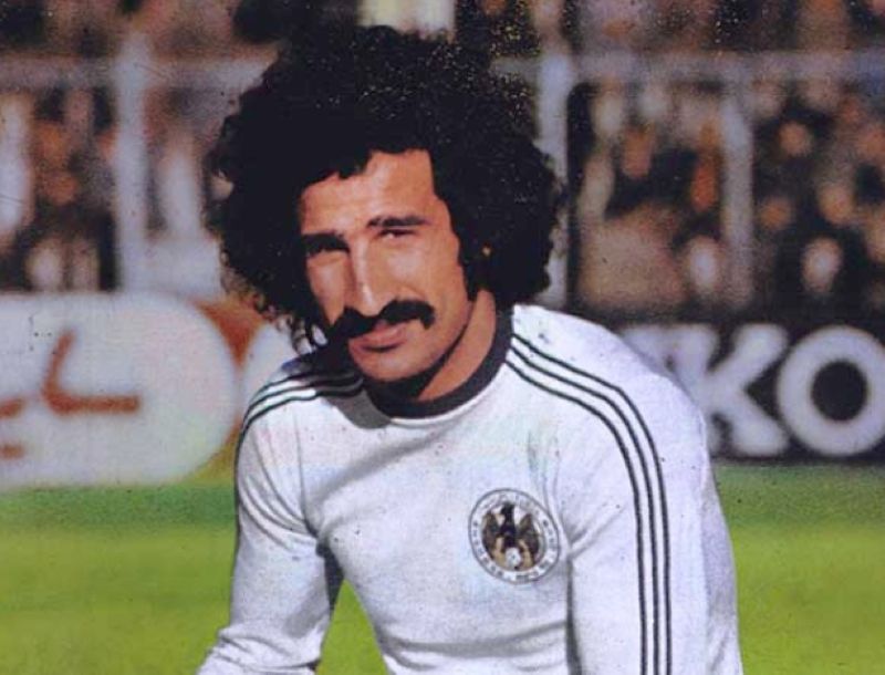 Tiếp tục cống hiến trong vai trò huấn luyện viên