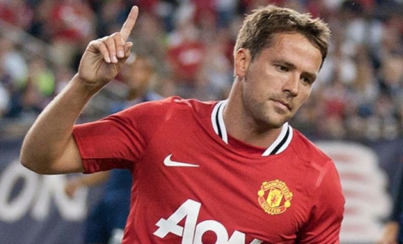 Michael Owen là thần đồng bóng đá Anh với tốc độ và khả năng ghi bàn xuất sắc