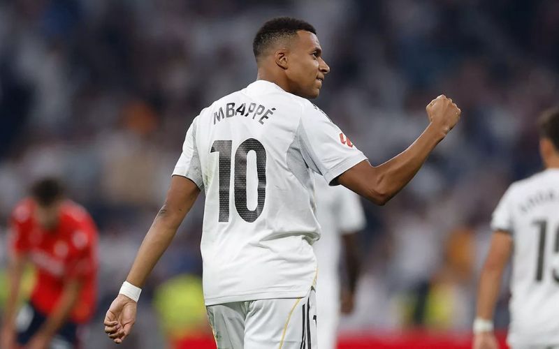 Vinh quang của Mbappe tại World Cup 2018 cùng đội tuyển Pháp 