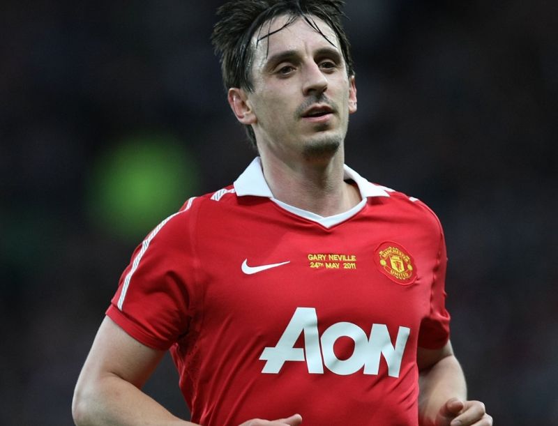 Gary Neville là huyền thoại cánh phải của Manchester United