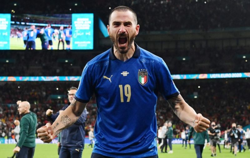 Leonardo Bonucci là trung vệ thép của bóng đá Ý, nổi bật với khả năng đọc trận đấu khôn ngoan