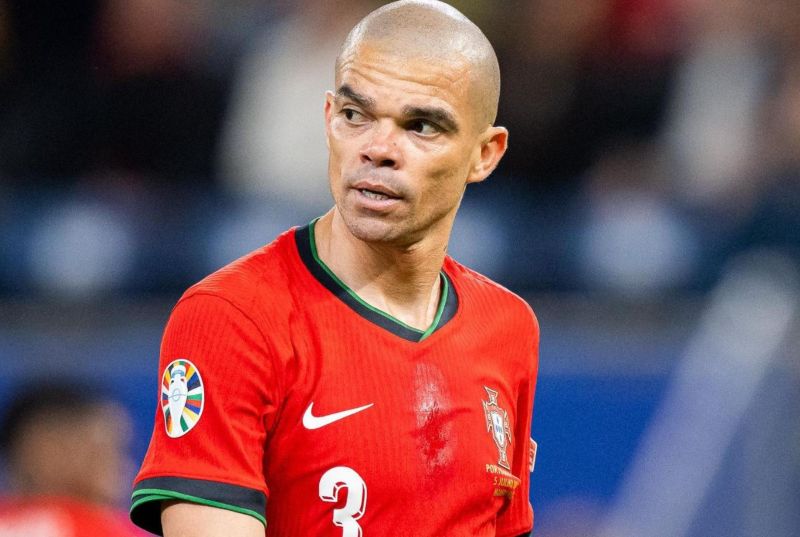 Pepe là trung nổi tiếng với bản lĩnh thép và phong cách thi đấu quyết liệt