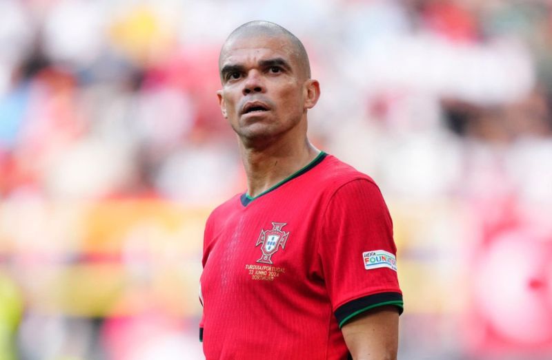 Pepe vẫn duy trì phong độ đáng kinh ngạc, trở thành biểu tượng về sự bền bỉ và đam mê